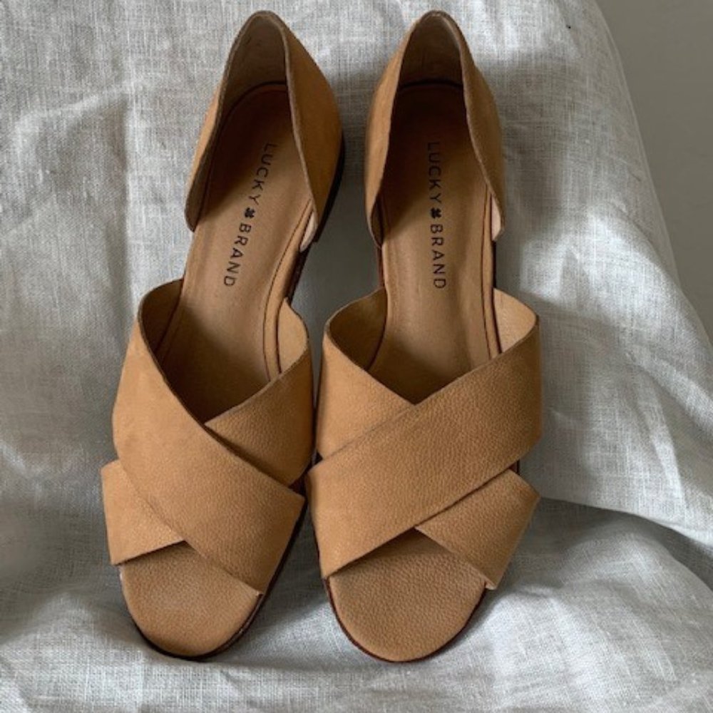 Lucky Brand Gallah Criss Cross Slip On Sandals